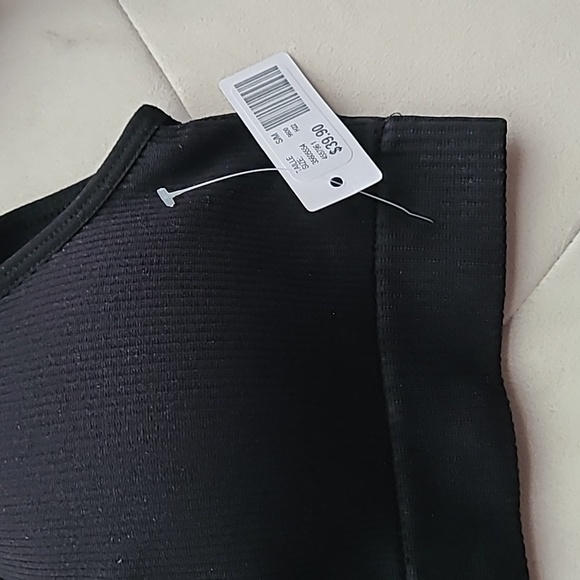 NWT Rline Bralette. Size small. - Picture 8 of 9